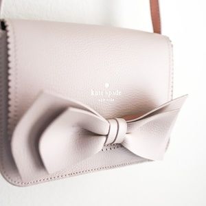 Kate Spade || Cross body with Pink Bow